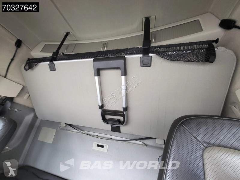 Teherautó Volvo 540  8X4 HMF8520K-RC + JIB K6...