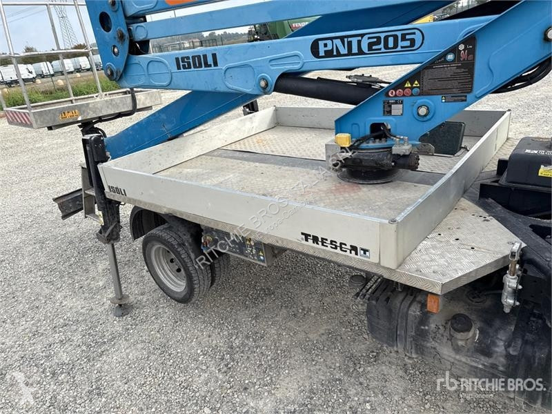 Camion  PNT205 NHD 18.1 m on Nissan Cabstar...