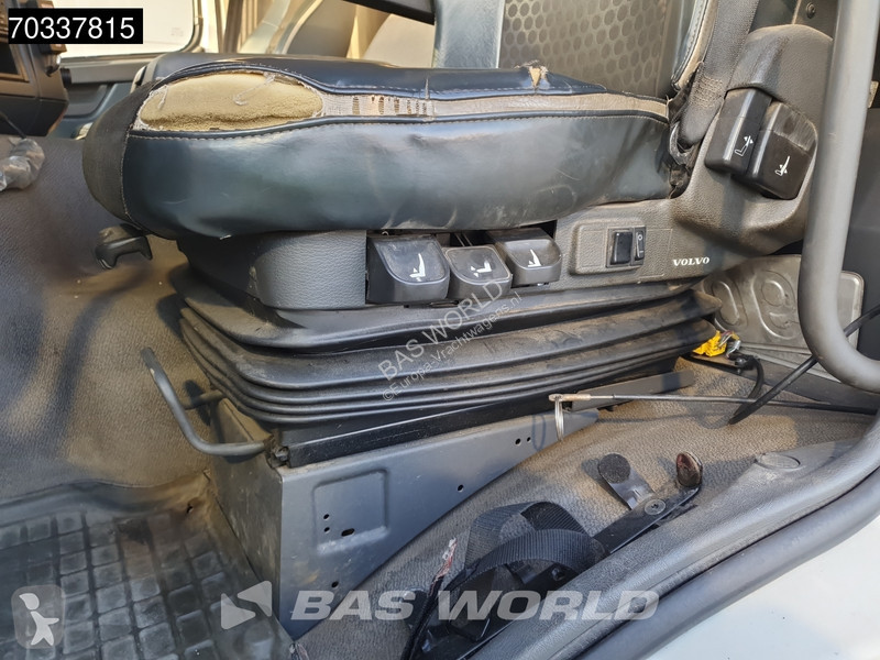 Lastbil Volvo 330 6X2 FASSI BF245A2.25 E...