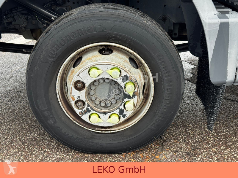 Kamion Mercedes 1218 Mit Carrier Sp 850Mt