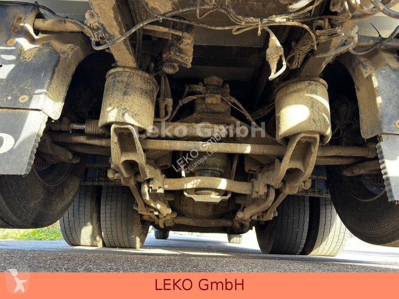 Teherautó Volvo 420 Liftachse