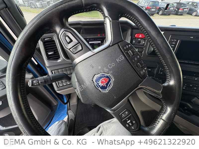 Vrachtwagen Scania R...