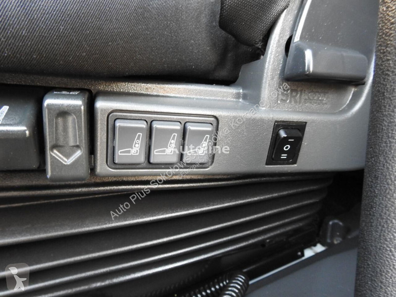 Camión Mercedes ATEGO 12.24 KONTENER CHŁODNIA...