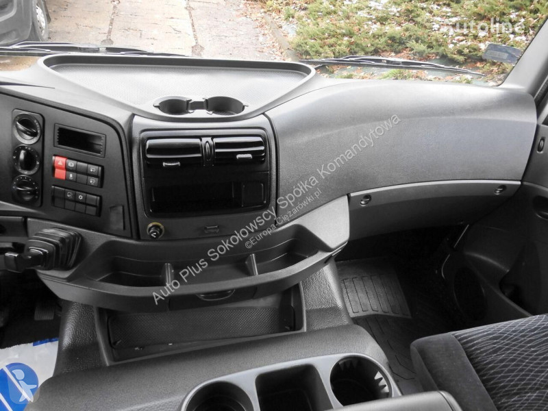 Camion Mercedes ATEGO 12.24 KONTENER WINDA 18...