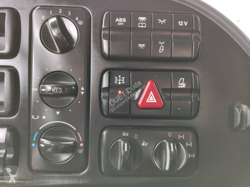 Camion Mercedes 4141 8x6 Wywrot SKIBICKI...