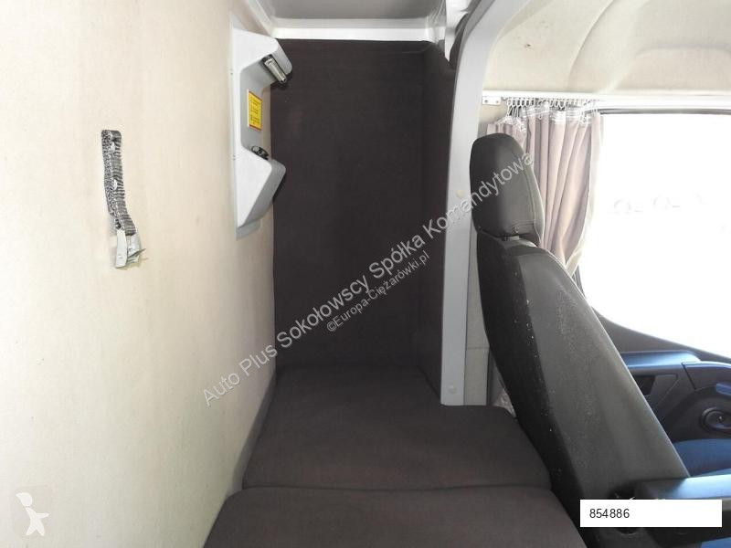 Vrachtwagen Renault MASTER PLANDEKA 8 PALET...