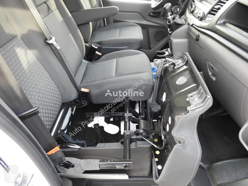 Camion Ford TRANSIT KONTENER WINDA 8 PALET...