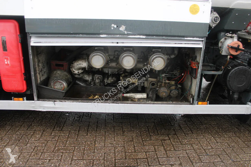 Camion DAF 55280 + 13.000L + 3 compartiment