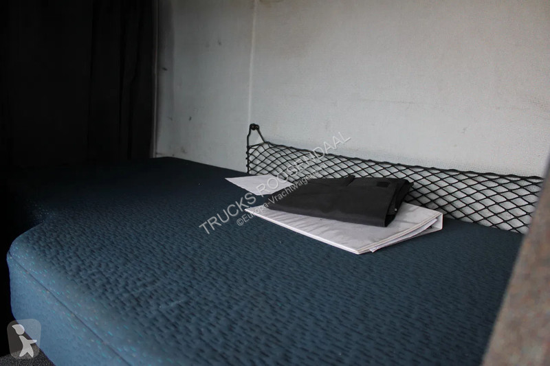 Vrachtwagen Volvo 280 + 19 T + LIFT + EURO 6 +...