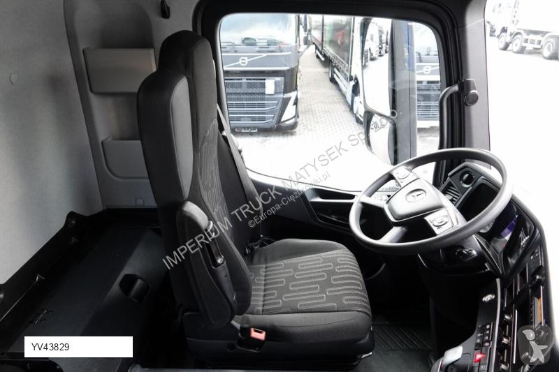 Camion Mercedes 3243