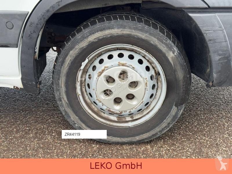 Kamion Iveco 35S13 Mit Carrier Xr 600 Mt