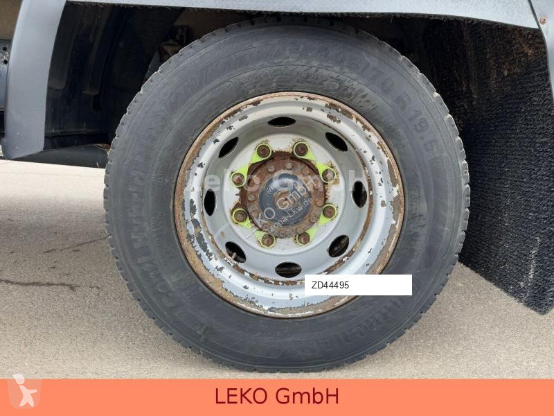 Kamion Iveco 120E220 Mit Carrier Sp 850 Mt