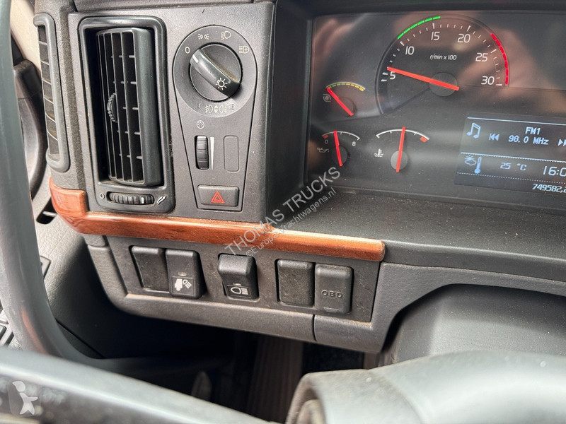 Kamion Volvo 6x2 HMF 2820 K5, NCH Cable system...