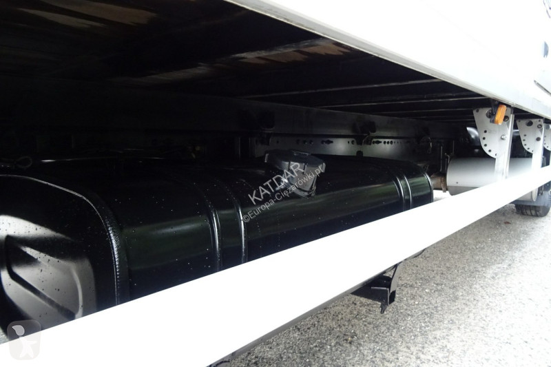 Camion MAN TGL12.220 Euro 5 kontener 19 palet...