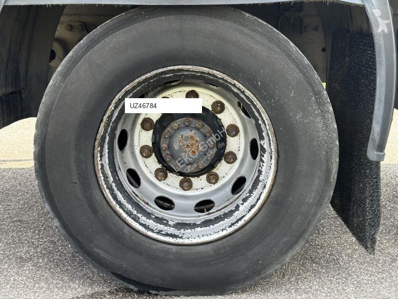Vrachtwagen Renault 270.19