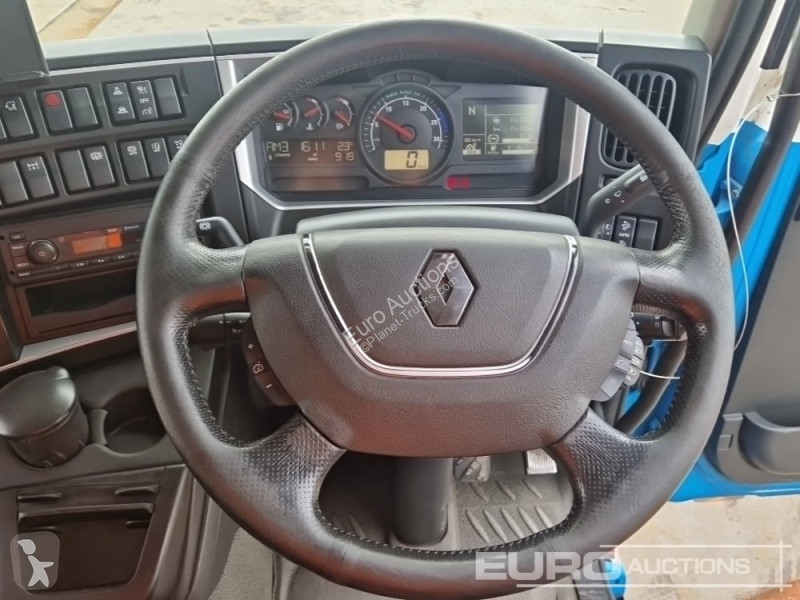 Camion Renault D210