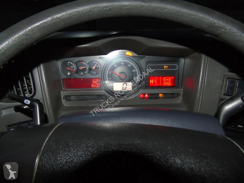 شاحنة Renault 410DXI + 8X4 + MANUAL + SPRING