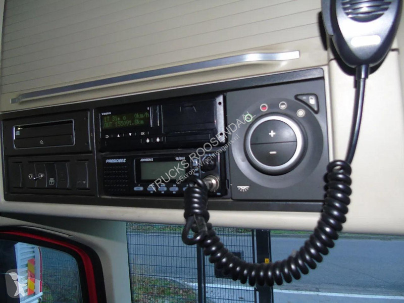 شاحنة Volvo 460 + TRS COOLING + LIFT + EURO 6