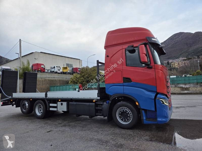 شاحنة Iveco