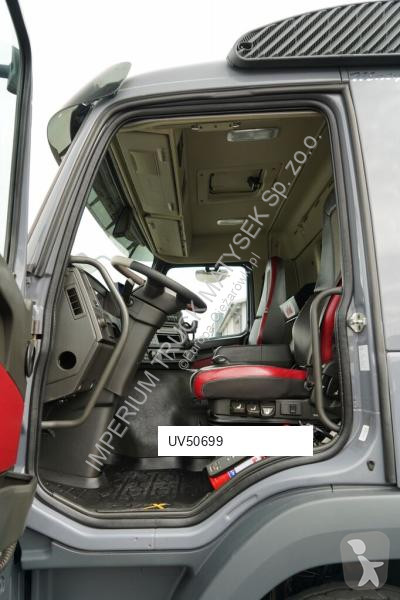 شاحنة Volvo HDS HC-183