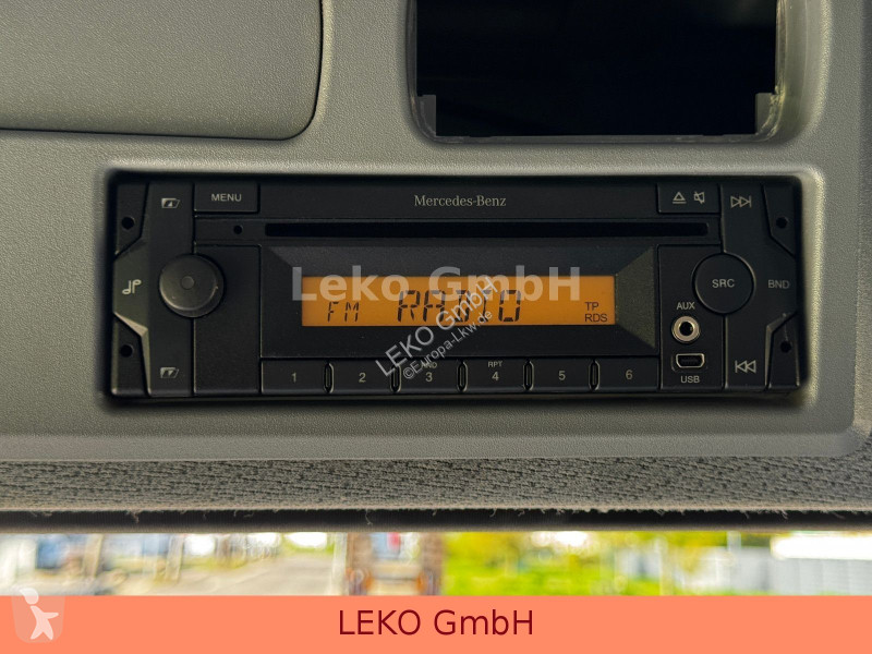 شاحنة Mercedes 1021 Mit Carrier Sp 1150Mt