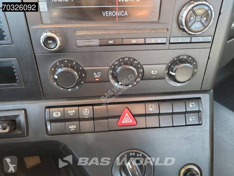 Kamion Mercedes 3245 8X4 HIAB XR26Z56...