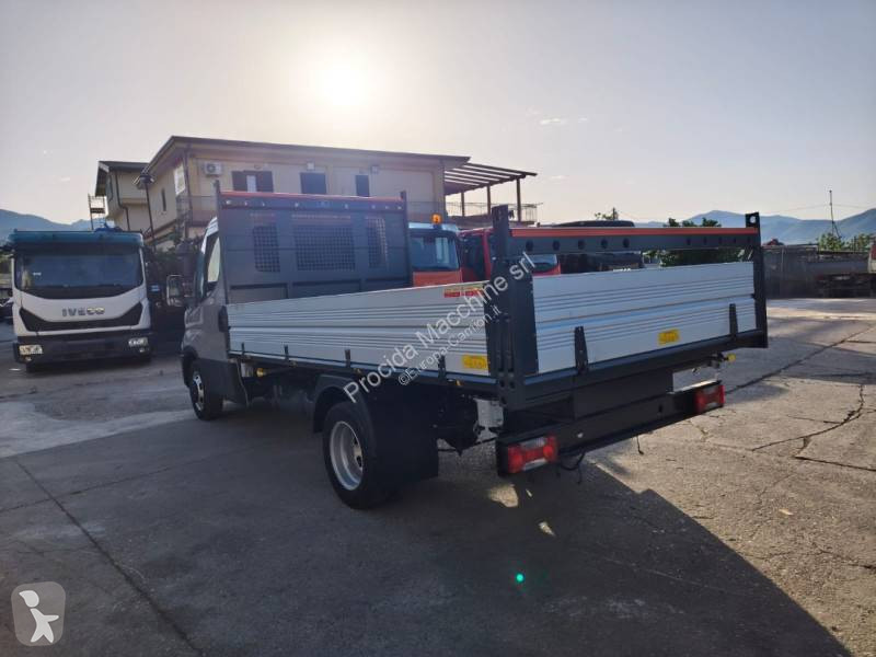 شاحنة Iveco