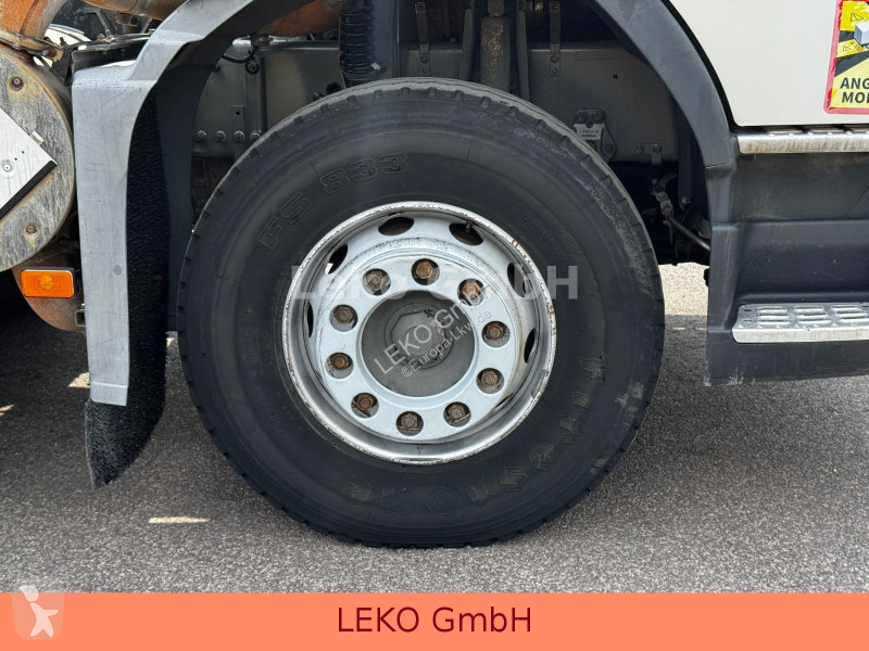 Lastbil Volvo 380  8x4 Abrollkipper