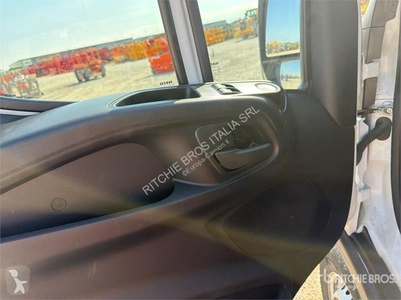 Camion Iveco 19-8,5 HQ 19 m on Iveco 35-140...
