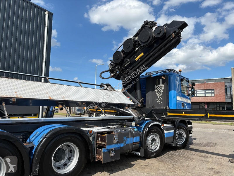 Camión Scania R 490 + HMF 5020 - 6X EXT. + JIB...