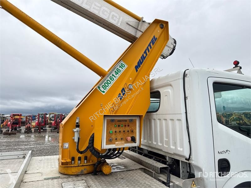 Camion Renault Multitel Pagliero MJ201 20 m on...