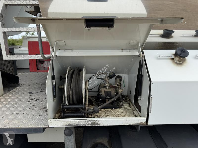 Teherautó Renault 410 DXI