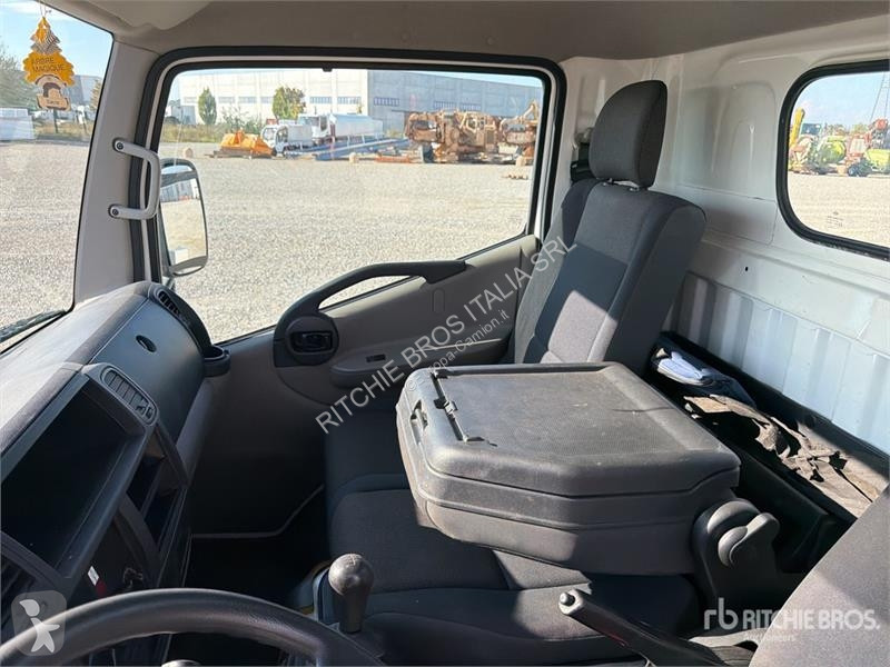 Lastbil Nissan Multitel HX200 20 m on Nissan...