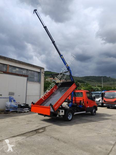 Véhicule utilitaire Iveco 35C14