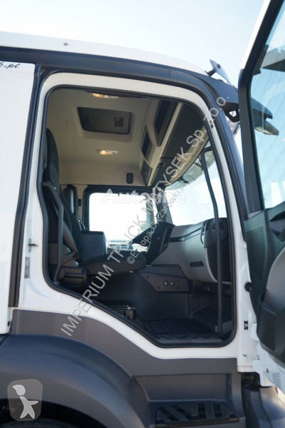 Teherautó Mercedes 177 K pro