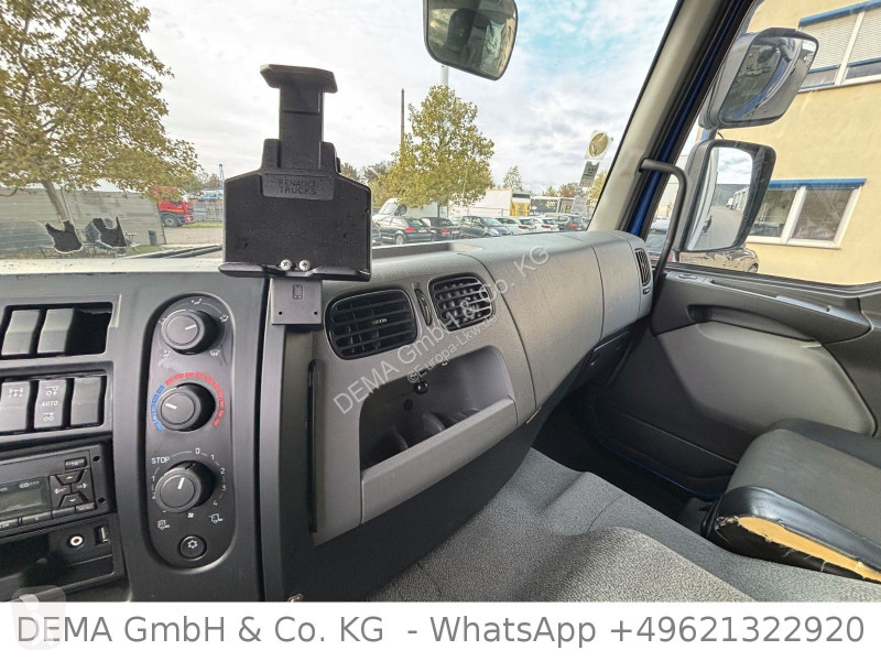 Vrachtwagen Renault D-WIDE...