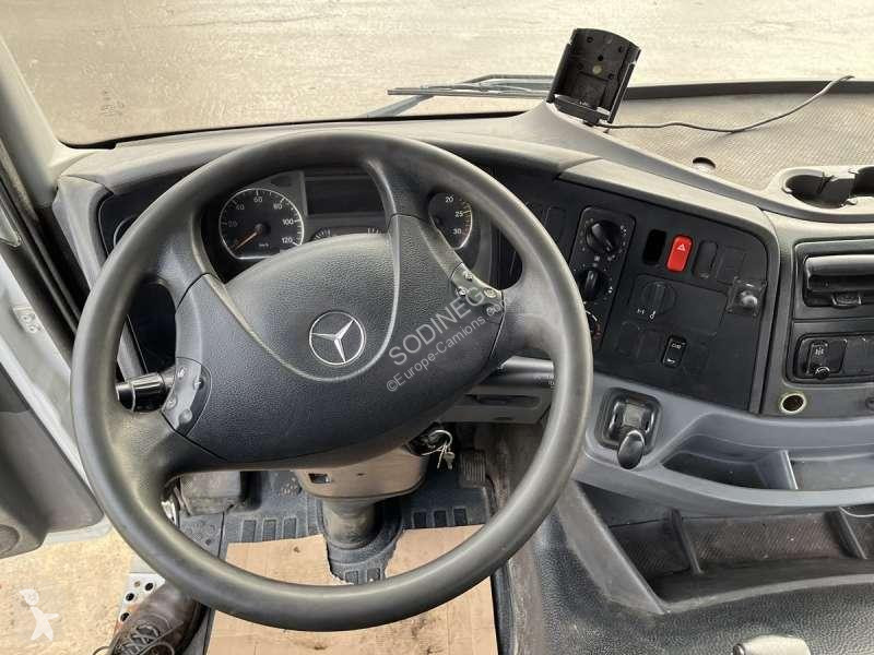 Kamion Mercedes  AXOR 1833