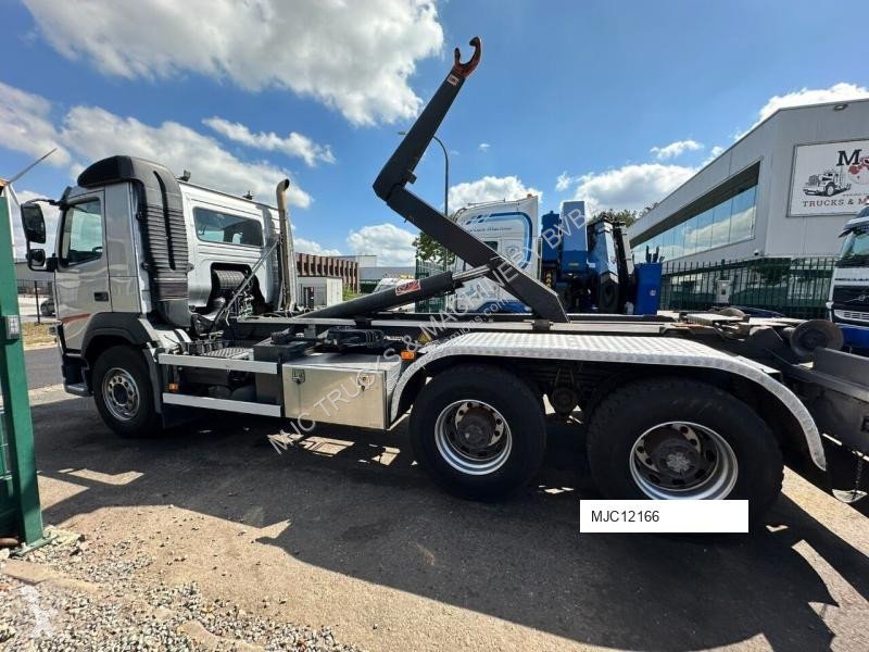 Vrachtwagen Volvo 420 6x4 AJK HOOKLIFT / HAAK...
