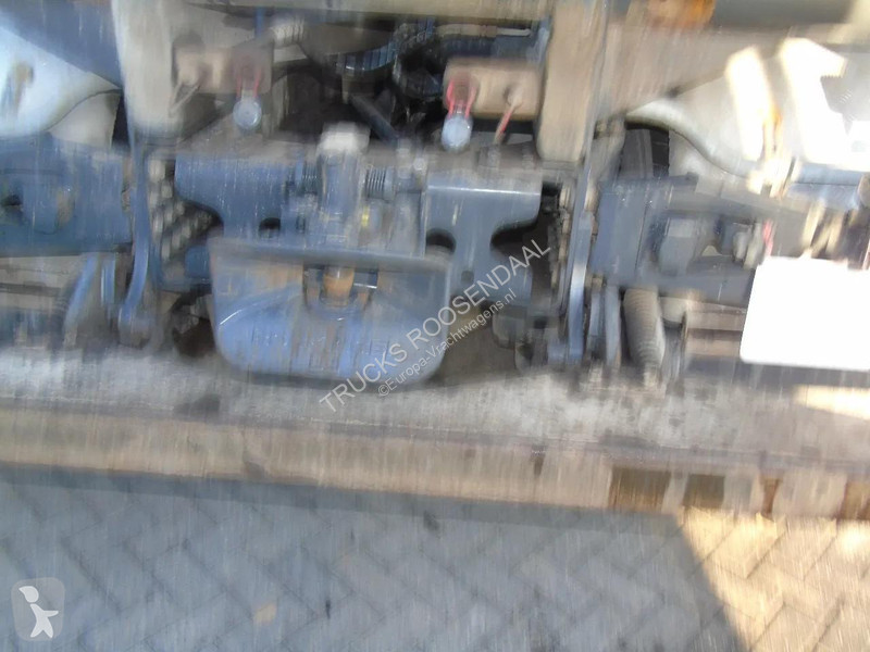 Camion Mercedes 3348 + TRI TIPPER + 6X4 + EURO 6