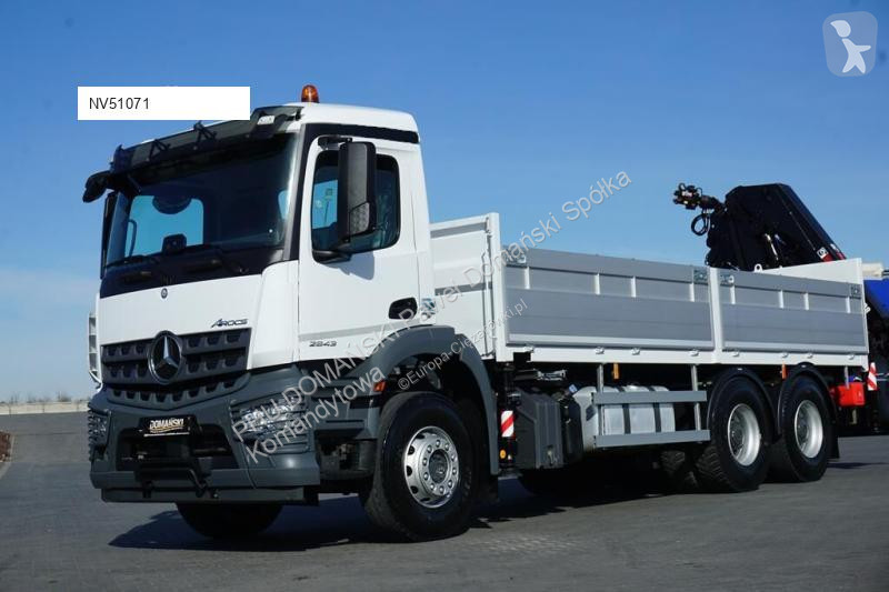 Camion Mercedes 228 E – 4
