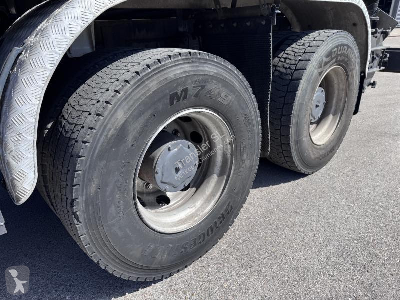 شاحنة Iveco MP410E 42H