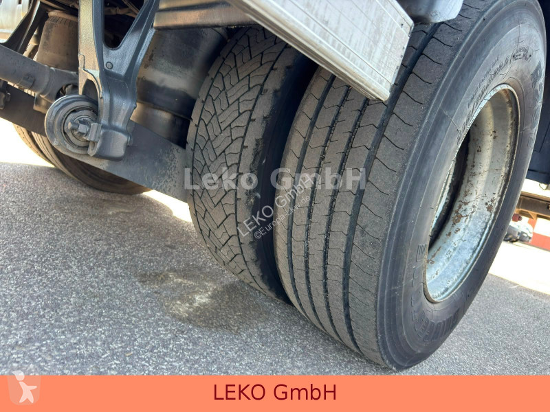 شاحنة Mercedes 1827 Mit Carrier Sp 1250Mt