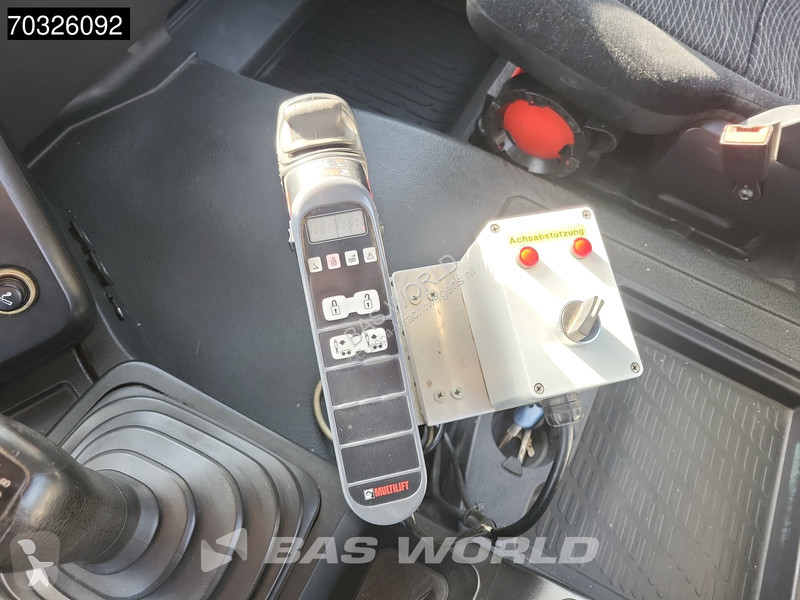 Kamion Mercedes 3245 8X4 HIAB XR26Z56...