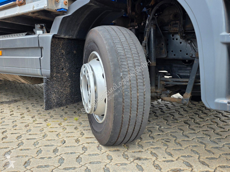 شاحنة Mercedes 1230