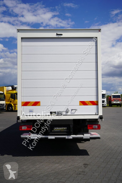 Ciężarówka Iveco / 420 / E 6 / KONTENER + WINDA...