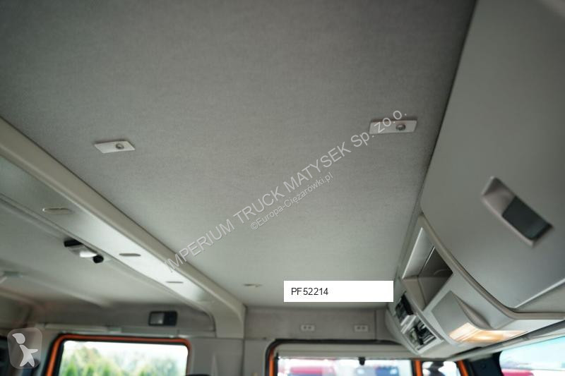 Camión Iveco EUROCARGO / LAWETA HYDRAULICZNA /...