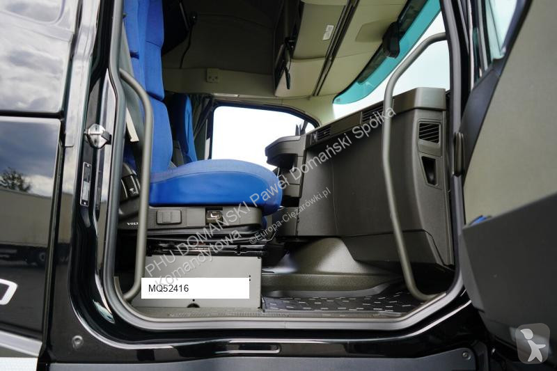 Грузовик Volvo / TANDEM,