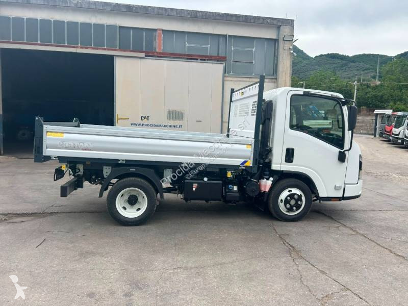Kamion Isuzu
