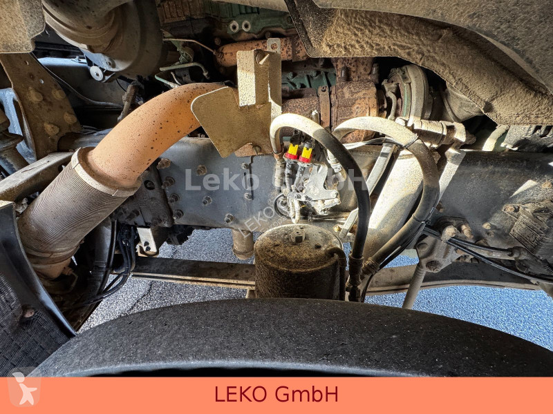 Teherautó Volvo 420 Liftachse