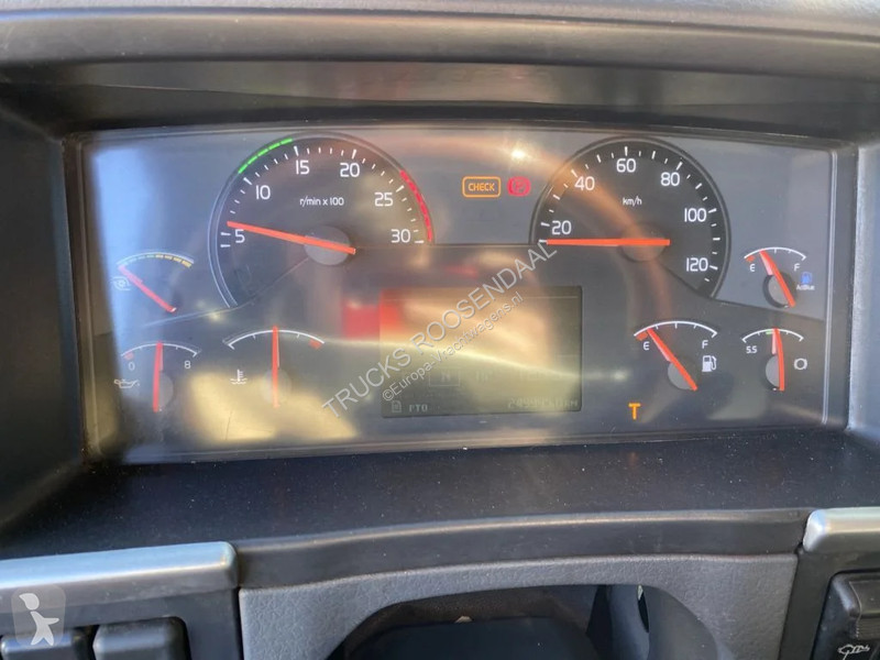 Camion Volvo 370 + Euro 5 + Palfinger Z-Q170...